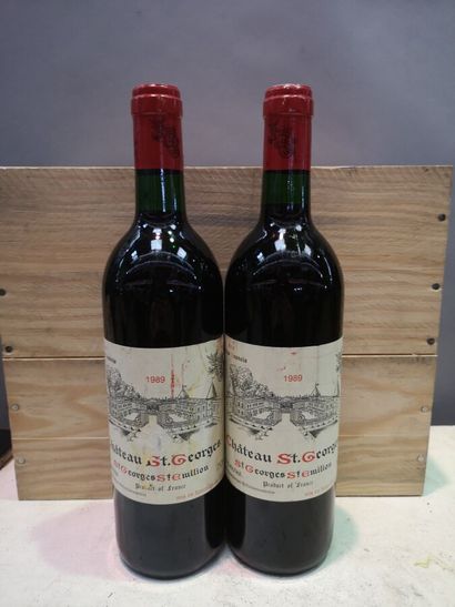 null 102. 2 bottles Château SAINT GEORGES - Saint

Georges-Saint Emilion 1989. Labels...
