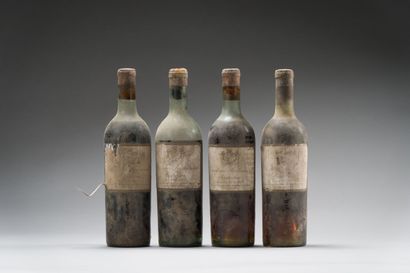 null 111. 4 bottles Château SUDUIRAUT - 1er Cc

 1917 Sauternes. Dirty labels, 1...