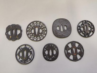 null JAPAN

Set of seven iron tsuba, one of which is gold inlaid and decorated with...