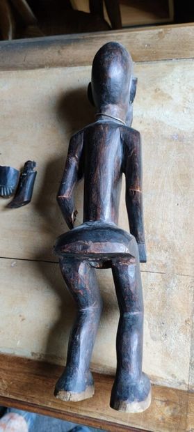 null MALI

Statuette Bambara « Homme barbu ».

Bois et incrustation de fer dans les...