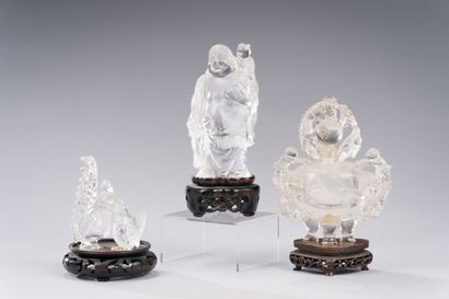 null 32. Deux gourdes et un vase couvert en cristal de roche.
Chine, XXe
 siècle.
...
