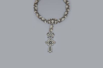 22. Necklace of Yvetot in silver composed...