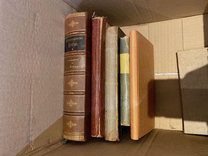 null VARIA-GERMANOPHONIE.
Set of two cartons containing approximately 20 volumes...