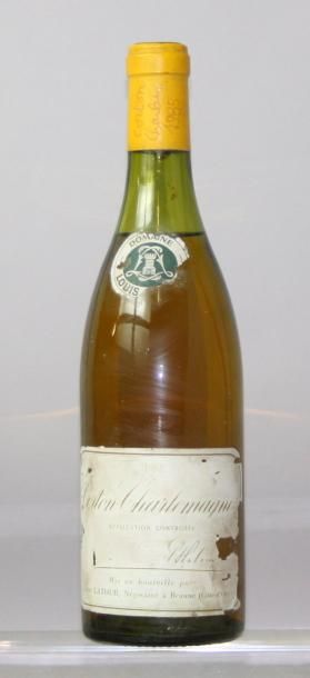 null Une bouteille CORTON CHARLEMAGNE GC - Domaine L. LATOUR 1985 Etiquette légèrement...