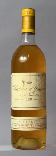 null Une bouteille CHÂTEAU D’YQUEM 1987 1er grand cru supérieur – Sauternes

Etiquette...