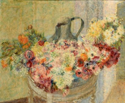 Alexis Paul ARAPOFF (1904-1948) 
Bouquet de fleurs sur un guéridon
Huile sur toile
Signée...