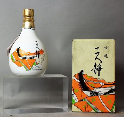 null LOT de 3 BOUTEILLES SAKE . 1 bouteille FUTARI SHIZUKA SEYSYU GINYIO flacon en...