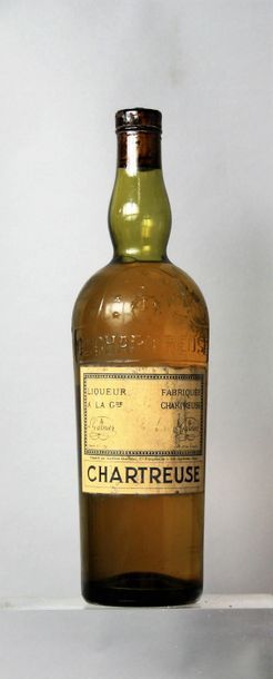 null 1 bouteille CHARTREUSE JAUNE PERIODE 1941 à 1951