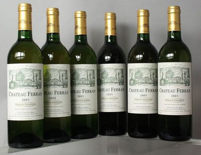 null LOT DE 12 BOUTEILLES VINS BLANCS SEC DE BORDEAUX :
 6 bouteilles CHÂTEAU FERRAN...