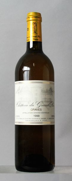 null 12 bouteilles CHÂTEAU du GRAND BOS - Graves Blanc 1999
 LOT VENDU EN L'ETAT...