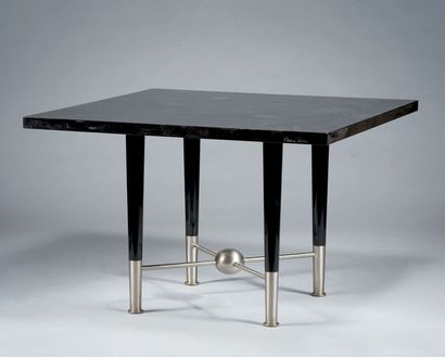 RAPHAËL RAFFEL dit RAPHAËL (1912-2000) (d'après) 
Paire de tables à plateau carré...