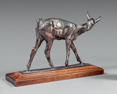 Ary Jean BITTER (1883-1973) 
Faon
Épreuve en bronze à patine argentée, fonte d'édition...