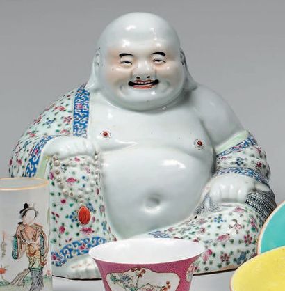 CHINE - Époque de la République - Minguo (1912-1949) 
Statuette de bouddha assis...