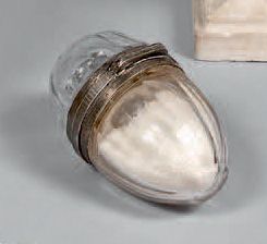 null Crystal egg-shaped salt bottle.