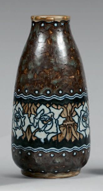KERAMIS Vase ovoïde allongé à col légèrement ourlé en grès à décor de roses stylisé,...