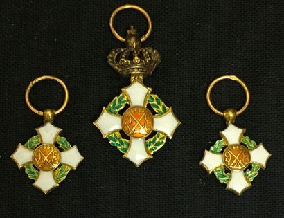 null Italy, Kingdom - Military Order of Savoy, founded in 1815, set of three miniatures...