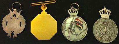 null Jordanie - Lot de quatre médailles: une médaille commémorative de la bataille...