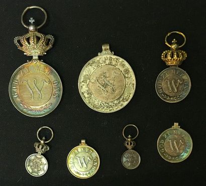 null Pays-Bas - Ordre d'Orange-Nassau, lot de sept médailles de l'ordre en argent,...