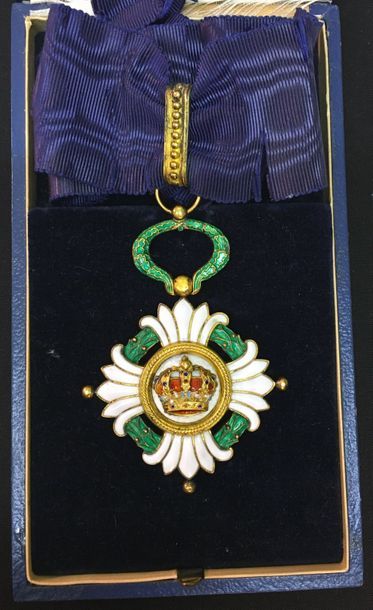 null Serbie - Ordre de la Couronne de Yougoslavie, fondé en 1930, bijou de IIIe classe...