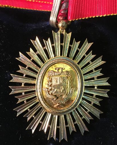 null Venezuela - Order of the Liberator, founded in 1881, grand officer's set comprising:...