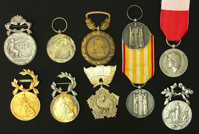 null Set of ten Medals of Honor: a medal of the Octroi, in silver, hallmark of the...