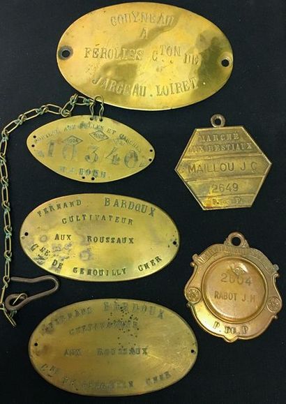 null Function plates for halls and markets, set of six: one stamped brass oval medallion...