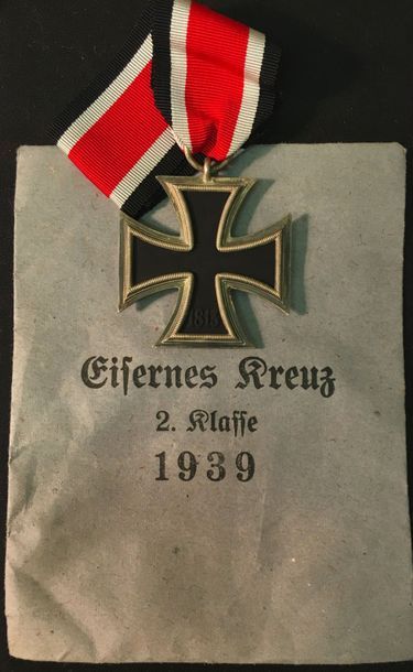 null Allemagne - Croix de fer 1939, IIe classe en fer laqué et métal argenté, poinçon...