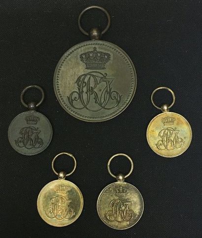 null Spain - Order of Isabel la Católica, founded in 1815, set of five medals of...