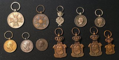 null Spain - Set of twelve miniatures: two medals of the Order of Isabel la Católica,...