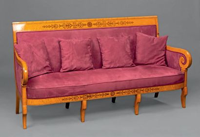 null Large sofa with flat back in maple and speckled maple veneer inlaid with rosewood...