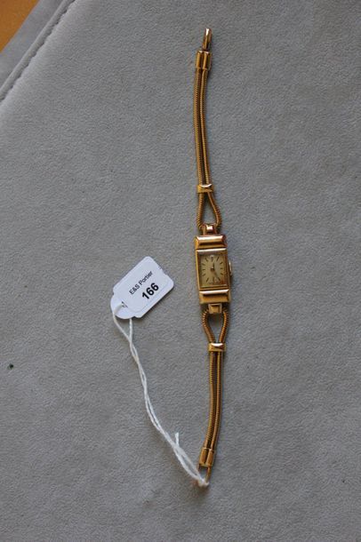 PATEK PHILIPPE Montre-bracelet de dame en or jaune 750 millièmes, la montre de forme...