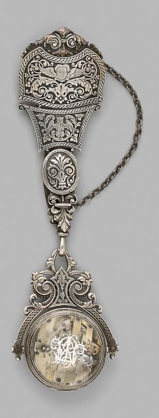 Silver chain entirely engraved with cherub...