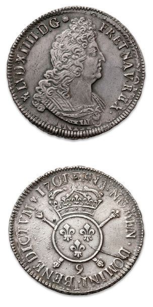 null LOUIS XIV (1643-1715)
Écu aux insignes. 1701. Rennes. Réf.
D. 1533b. Flan large....