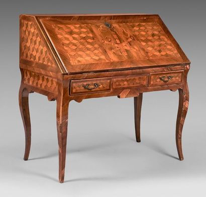 Sloping desk inlaid with a music trophy in...