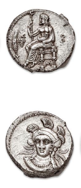 null Balakros (333-328 av. J.-C.)
Statère. 10,97 g.
Baal assis à gauche, tenant un...