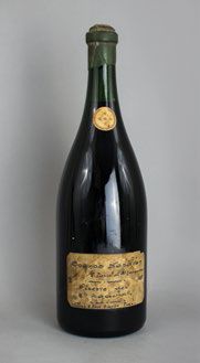 null -Un magnum de Cognac NAPOLEON PIERCEL de Saint-Jacques (metteur en bouteilles).
Non...