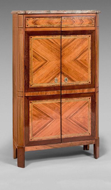 null Small cabinet simulating a secretary in rosewood veneer in amaranth frames opening...