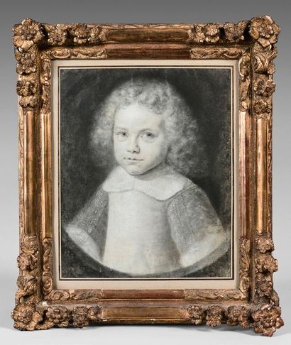 École Française du XVIIe siècle 
Portrait d'enfant
Pierre noire, estompe.
(Usures).
41...