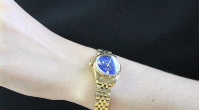 Rolex Datejust, ref. 6917, n° 6067634. 
Montre-bracelet en or jaune 18k 750 millièmes....