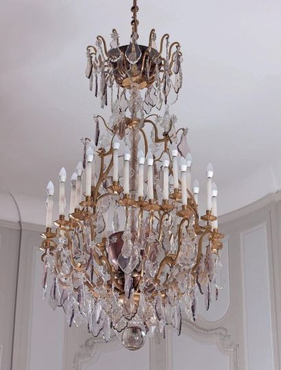 null Large gilt bronze chandelier with thirty-two lights on two rows, decorated with...