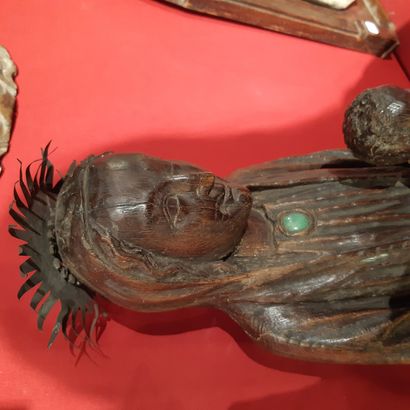 null Statue de Vierge à l'Enfant en Majesté en chêne, autrefois polychrome, ornée...