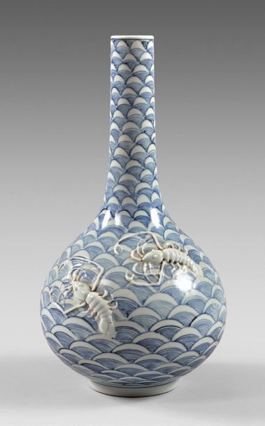 CHINE Bottle with a long neck, polychrome decoration of shellfish in slight relief...