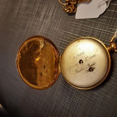 null Key-wound pocket watch with 750 thousandths yellow gold guilloché, the back...