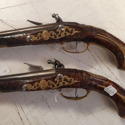 null Pair of officer's flintlock pistols.
Round barrels with flat flats on top and...