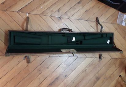 null Transport box for two "Westley Richard London" shotguns, with label in the lid,...