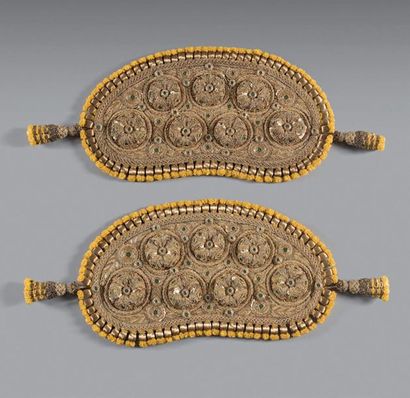 null Pair of oval shoulder protectors for a Toreador light suit. Embroidered with...