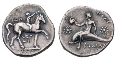 ITALIE Statère. Sous Pyrrhus d'Épire. (281-172 av. J.-C.) 6,47 g Cavalier nu couronnant...