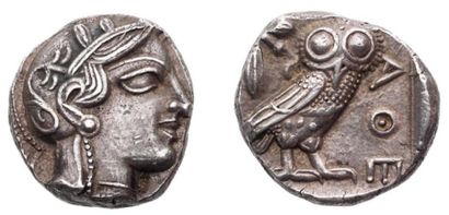 Macédoine ATTIQUE Athènes (420-404 av. J.-C.). Tétradrachme. 17,17 g. Tête casquée...