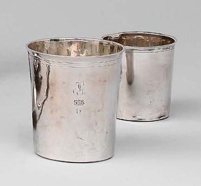 null Silver 950 thousandths lot including: a straight goblet, threaded neck, monogrammed...