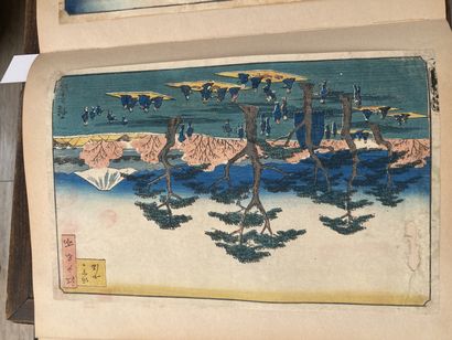 JAPON - XIXe et XXe siècles 
Album comprenant treize estampes par Kuniyoshi, Toyokuni...